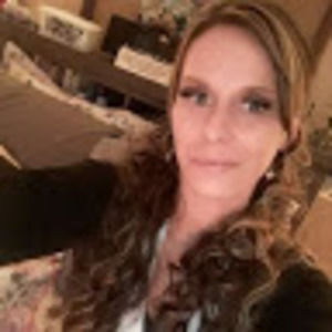 Meet your Posher, Jenn